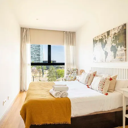 Apartment Duplex Fira Bcn And 15' From Bcn Center With Pool