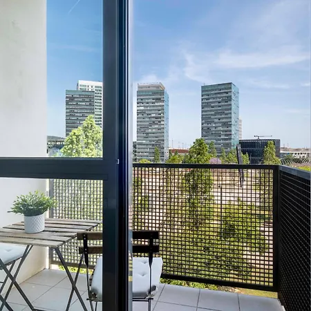 Apartment Duplex Fira Bcn And 15' From Bcn Center With Pool *