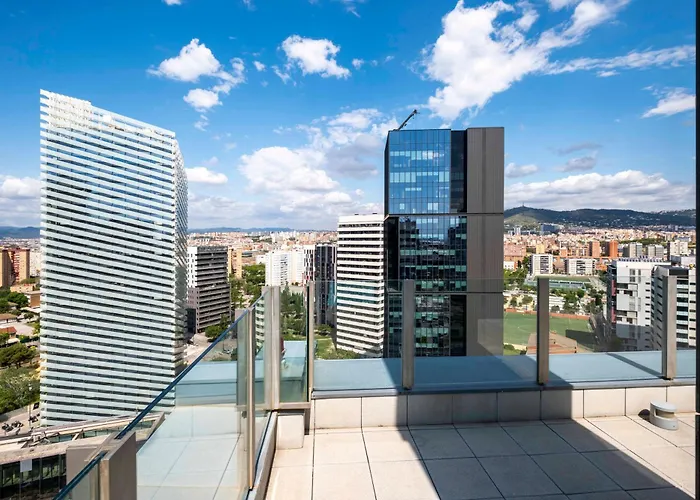 Duplex Fira Bcn And 15' From Bcn Center With Pool アパート バルセロナ